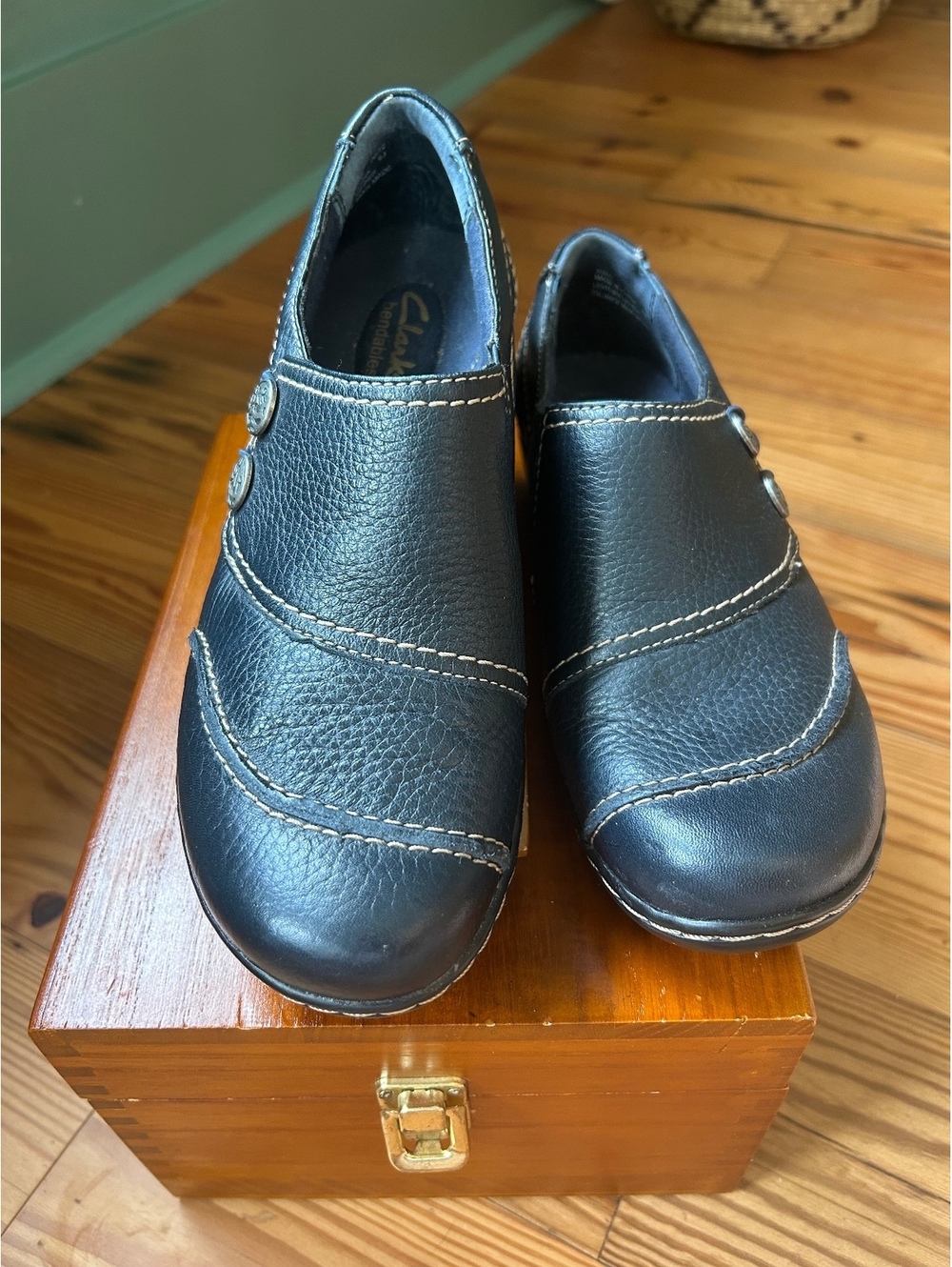Clarks Bendable Ashland Alpine Navy Blue Women’s Size 7 (New Without Tags) - Picture 2 of 7